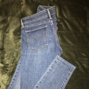 Levis skinny distressed jeans